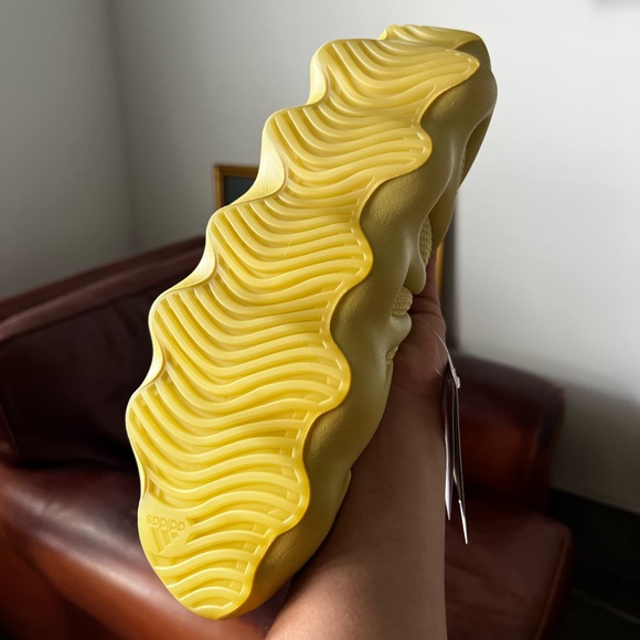 Original Yeezy 450, never used - Picture 2 of 7